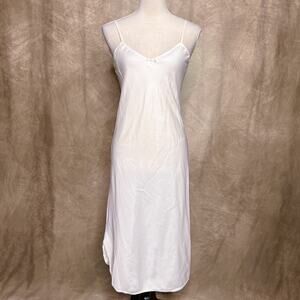Vintage 90s Vassarette Underneath It All  Sleeveless Slip Dress Maxi Off White
